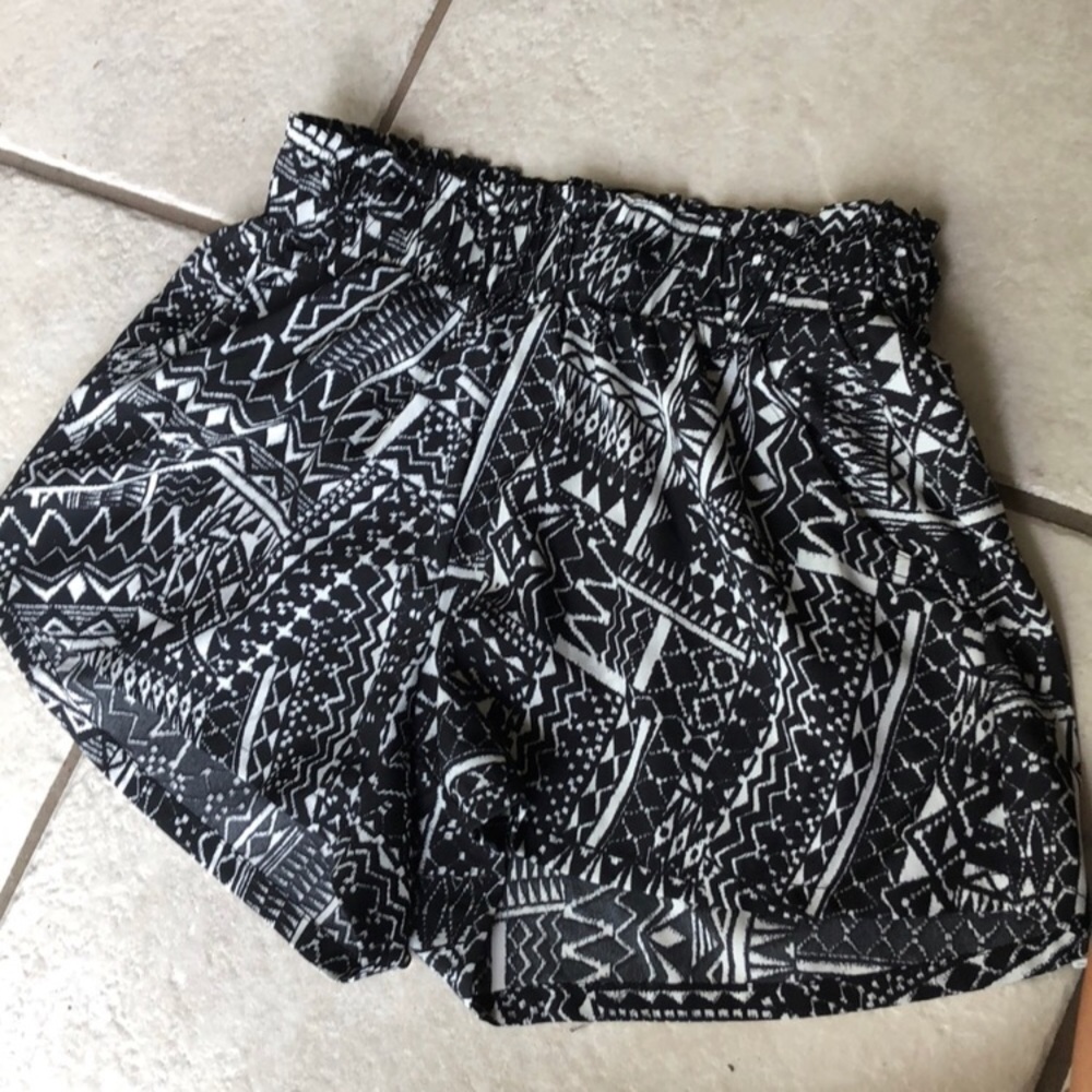 Bundle of shorts